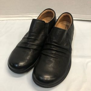 Women’s COMFORTIVA Florian Black Leather Slip On